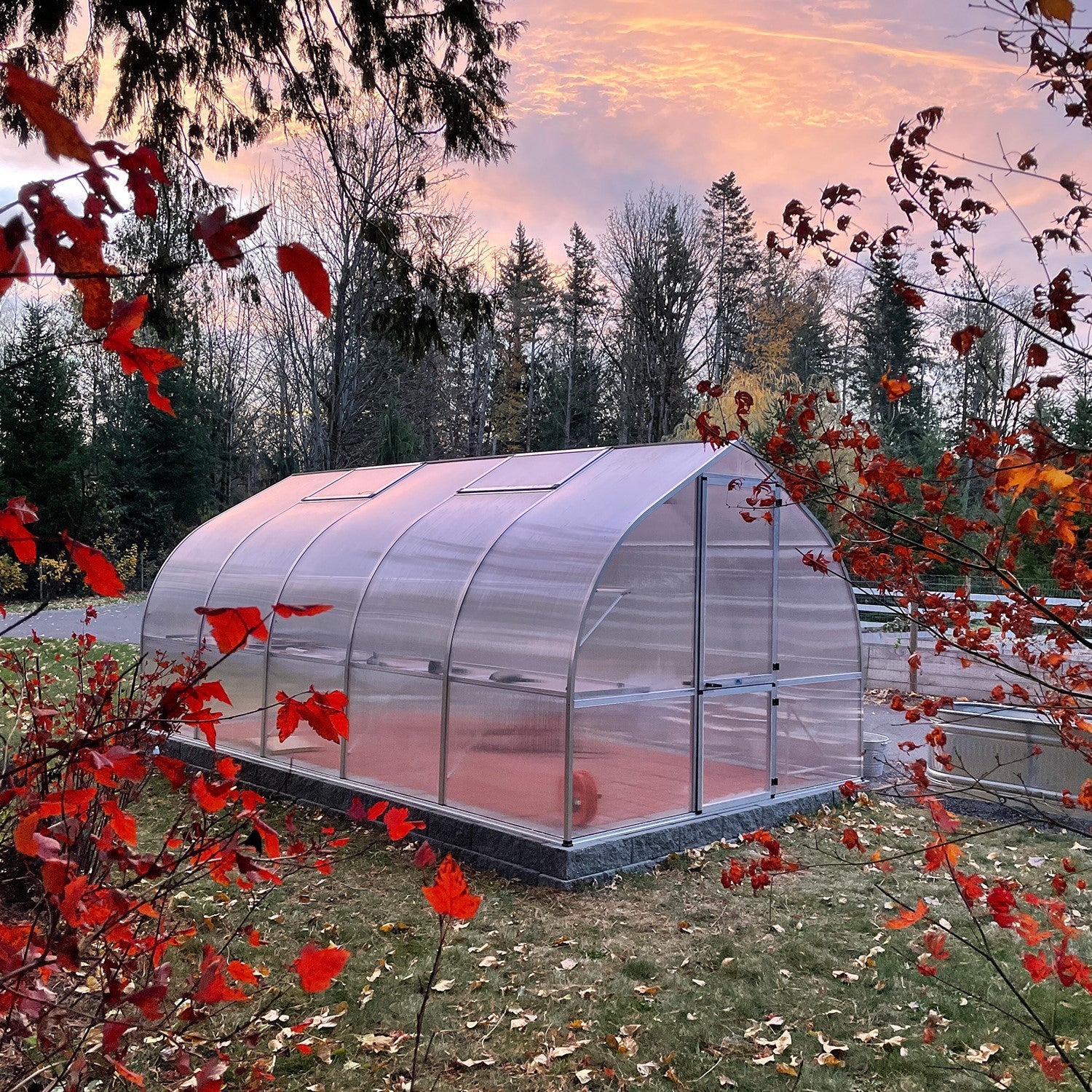 Hoklartherm | 9ft 8in x 17ft 6in x 7ft 7in Riga 5 Hobby Greenhouse Kit With 8mm Twin-wall Polycarbonate Glazing - Image 9