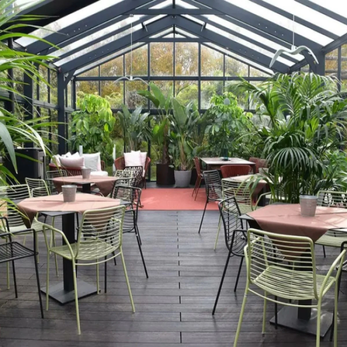 Janssens | Gigant Large Luxury Greenhouse with 4mm Tempered Glass Glazing - Image 12