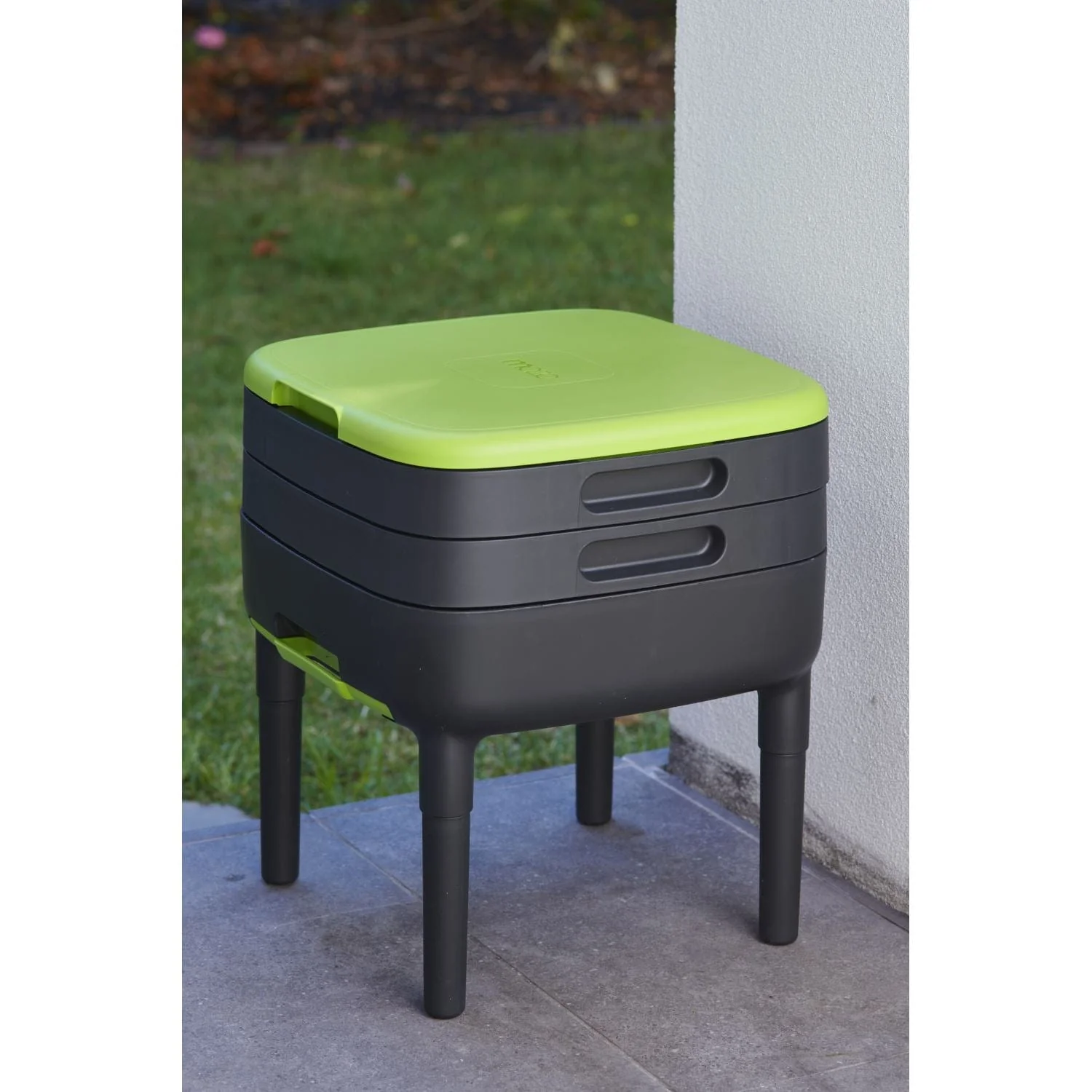 Riverstone | Maze 9.2 inch Plastic Extension Legs for the Maze Worm Farm - Image 3