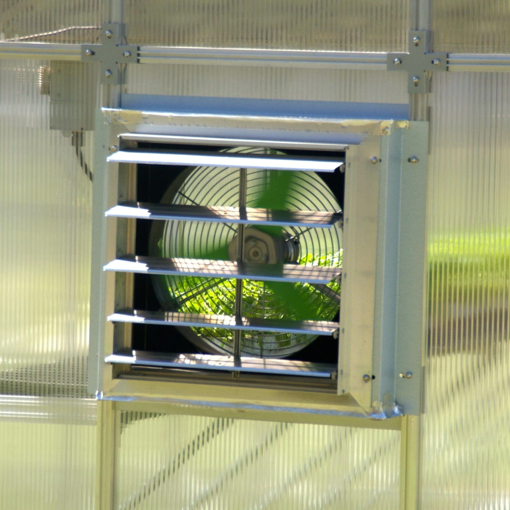 Riverstone | MONT Mojave Solar Greenhouse Kit Package With 8mm Twin-wall Polycarbonate Glazing - Image 7